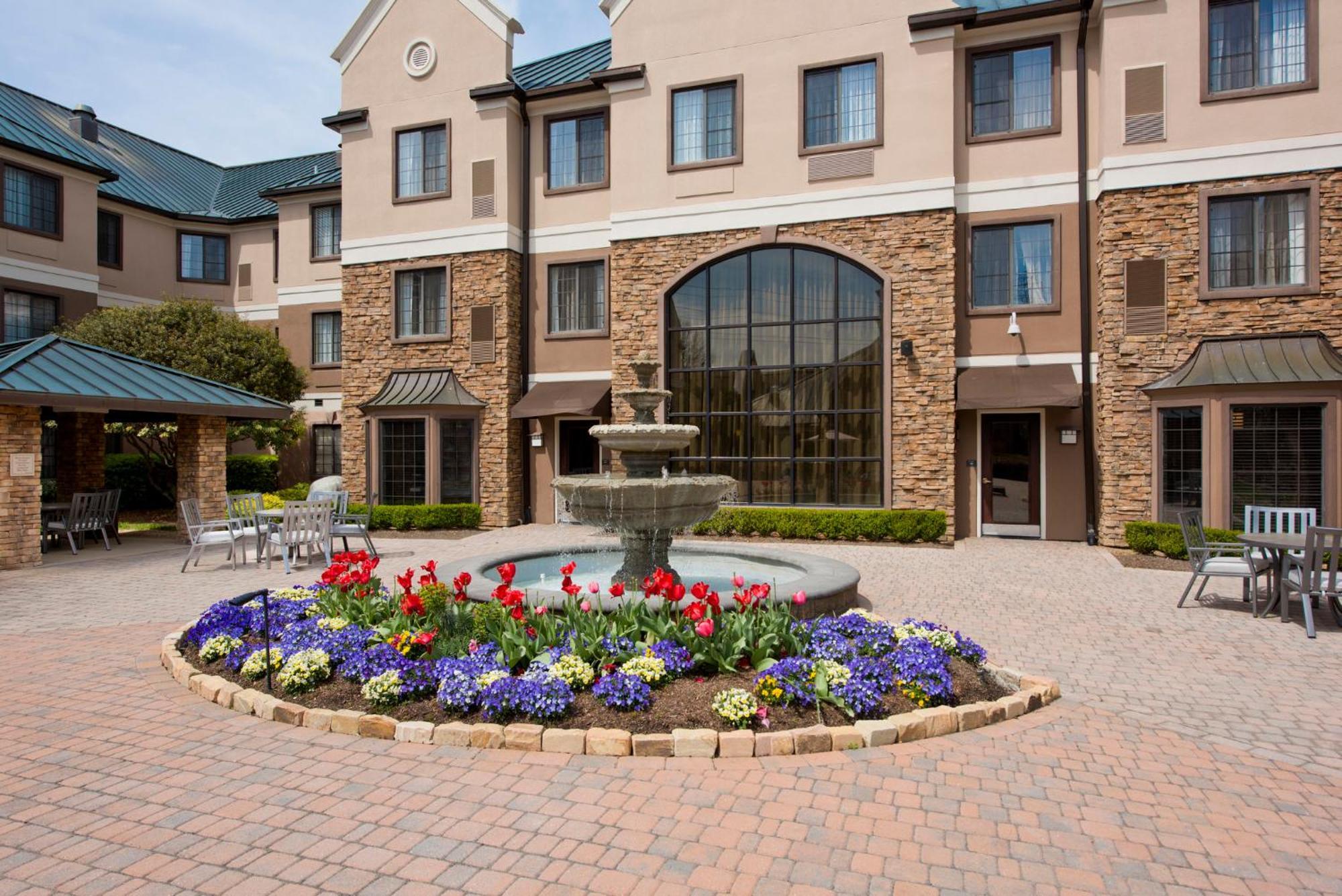 Staybridge Suites - Charlotte Ballantyne By Ihg Экстерьер фото