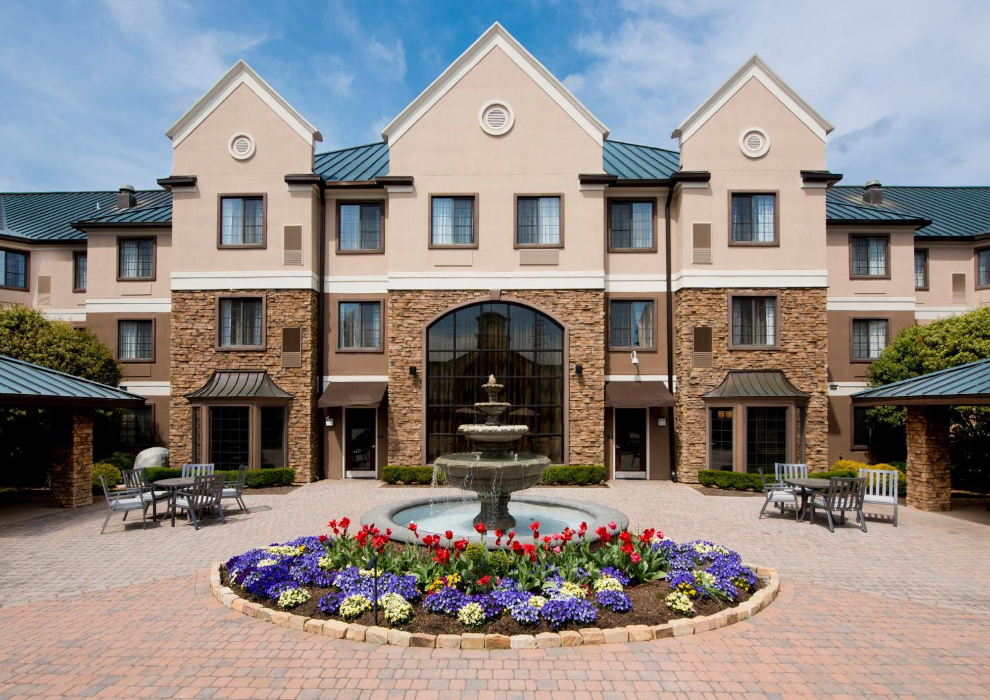 Staybridge Suites - Charlotte Ballantyne By Ihg Экстерьер фото
